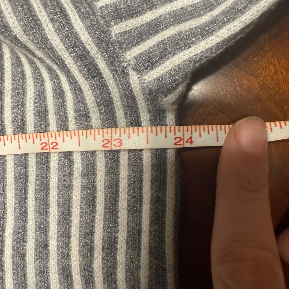 Tahari Women XL Striped Mock Neck Sweater Gray White Stretch‎ Soft - Picture 7 of 10